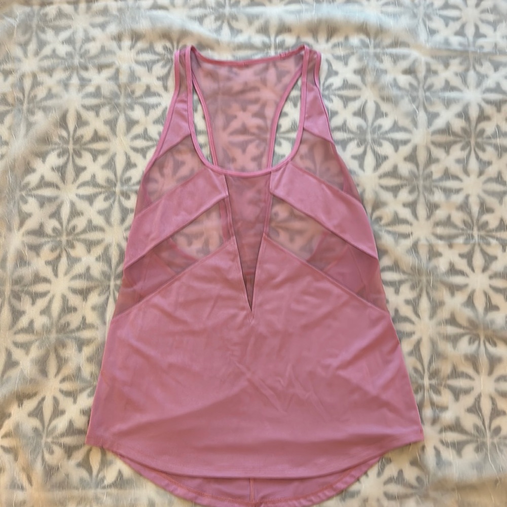 Lululemon If You’re Lucky tank top pink, size 6.